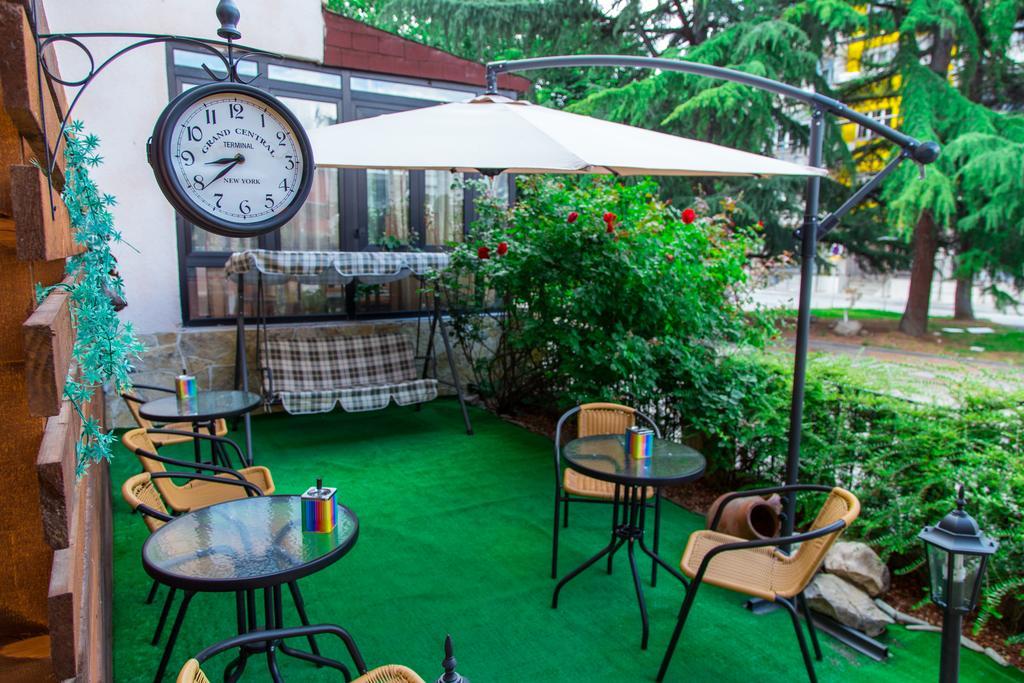 Hotel Pine スコピエ エクステリア 写真