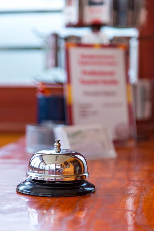 Hotel Pine スコピエ エクステリア 写真