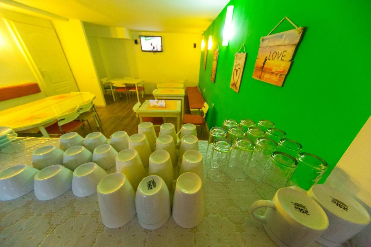Hotel Pine スコピエ エクステリア 写真